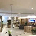 Al Hotel 3*