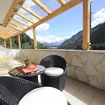 Hotel Al